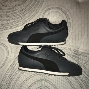 Puma Roma sneakers